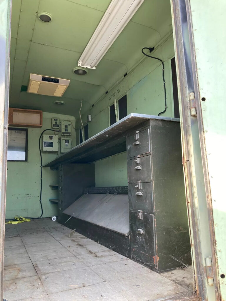 1965 Kaiser M185a3 Command Truck