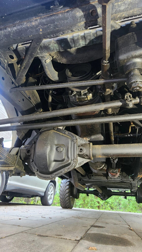 1967 Kaiser Jeep M715 Heavy Duty Military Pickup Camo Truck
