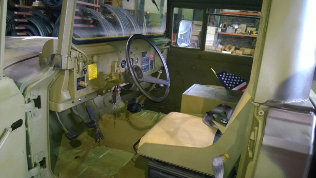 1967 Kaiser Jeep M715 Heavy Duty Military Pickup Camo Truck