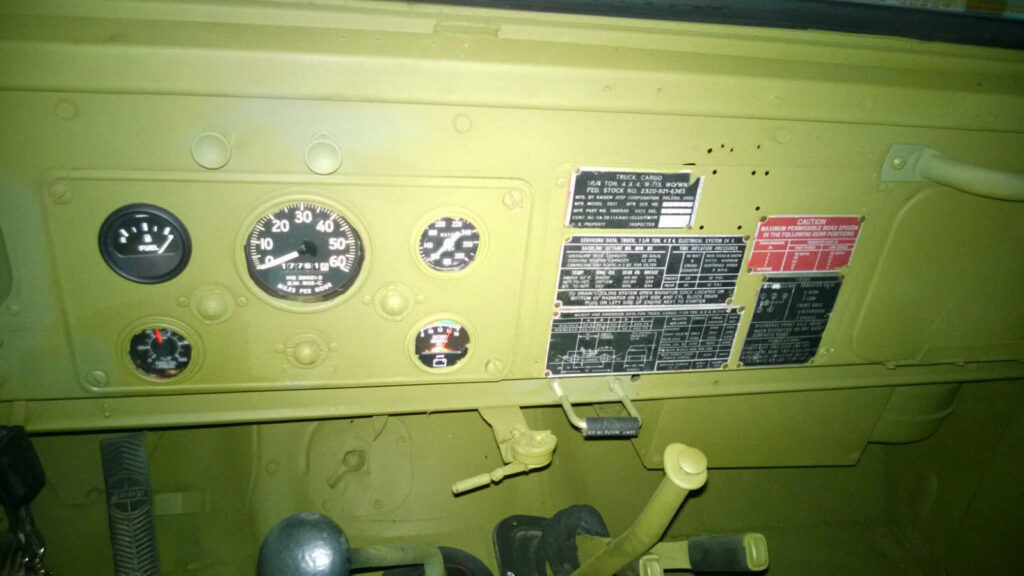 1967 Kaiser Jeep M715 Heavy Duty Military Pickup Camo Truck