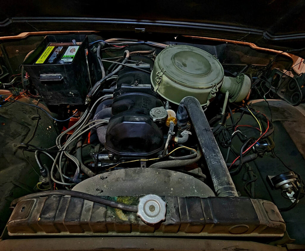 1967 Kaiser Jeep M715 Heavy Duty Military Pickup Camo Truck