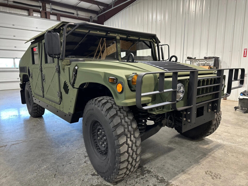 2009 Am General M1151a1 6.5L Turbo Diesel, 4 Speed w/OD Dual A/C Hmmwv H1 Hummer