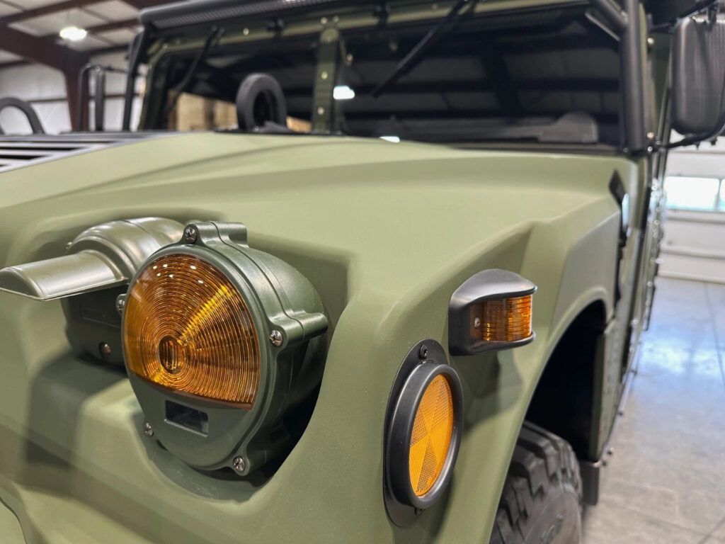 2009 Am General M1151a1 6.5L Turbo Diesel, 4 Speed w/OD Dual A/C Hmmwv H1 Hummer
