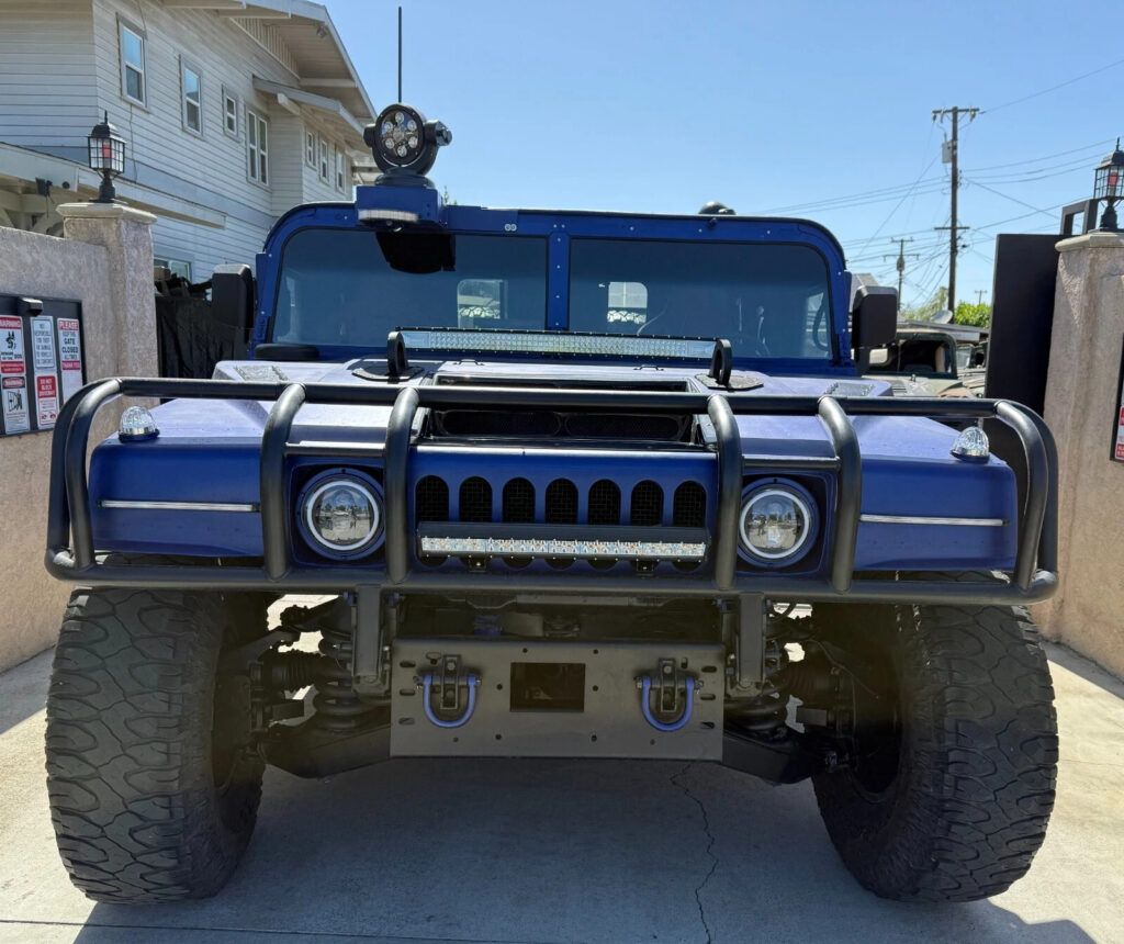 Military Hummer H1 Humvee SUV
