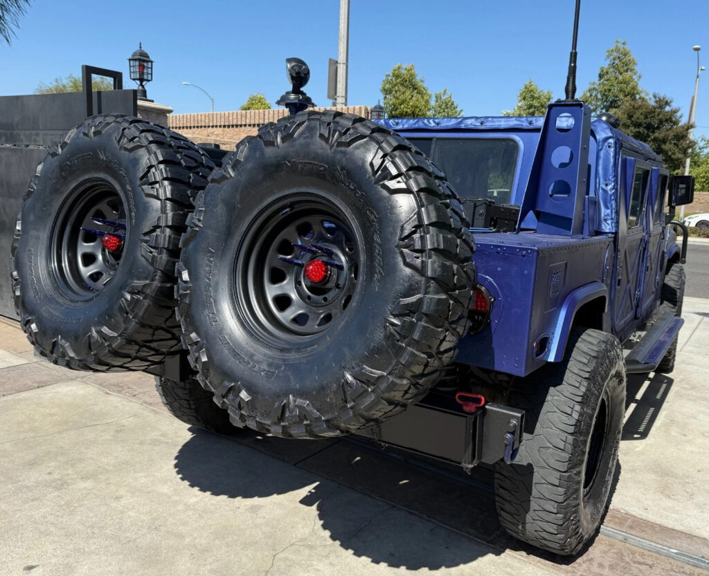 Military Hummer H1 Humvee SUV