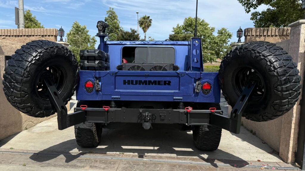 Military Hummer H1 Humvee SUV