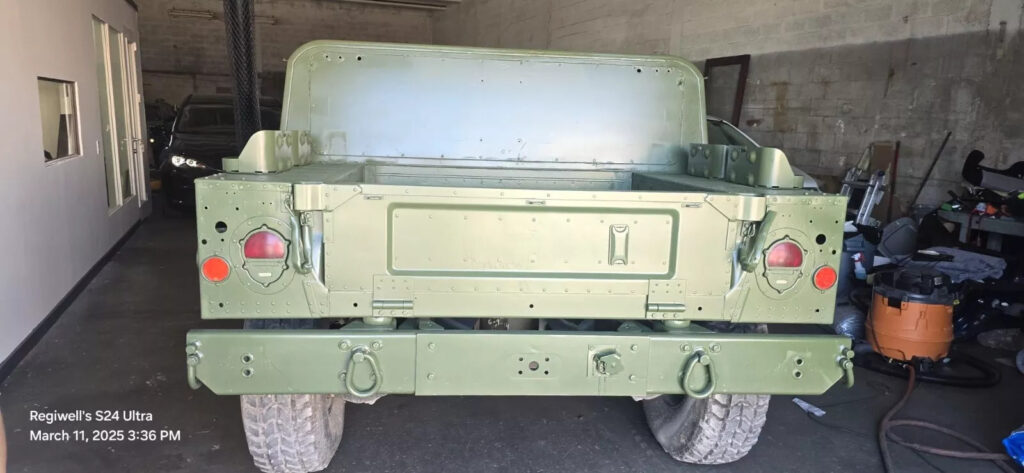 Up for SALE Humvee 2014 New Paint job Interior and Exte. Hard Doors & hard top