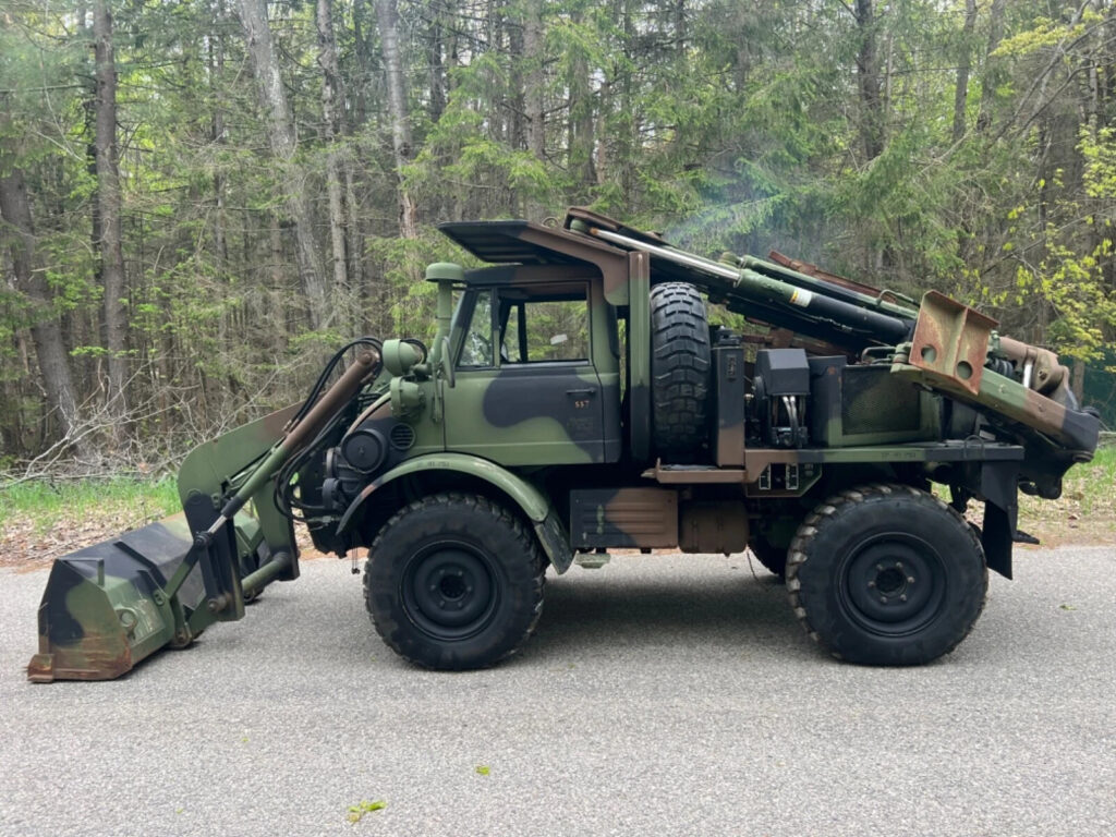 2009 Freightliner / Mercedes Unimog Flu419 Backhoe see Tractor