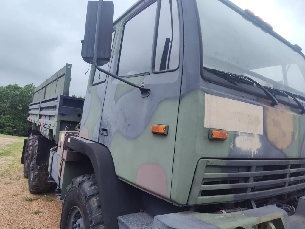 Stewart Stevenson – 6×6 Troop Carrier
