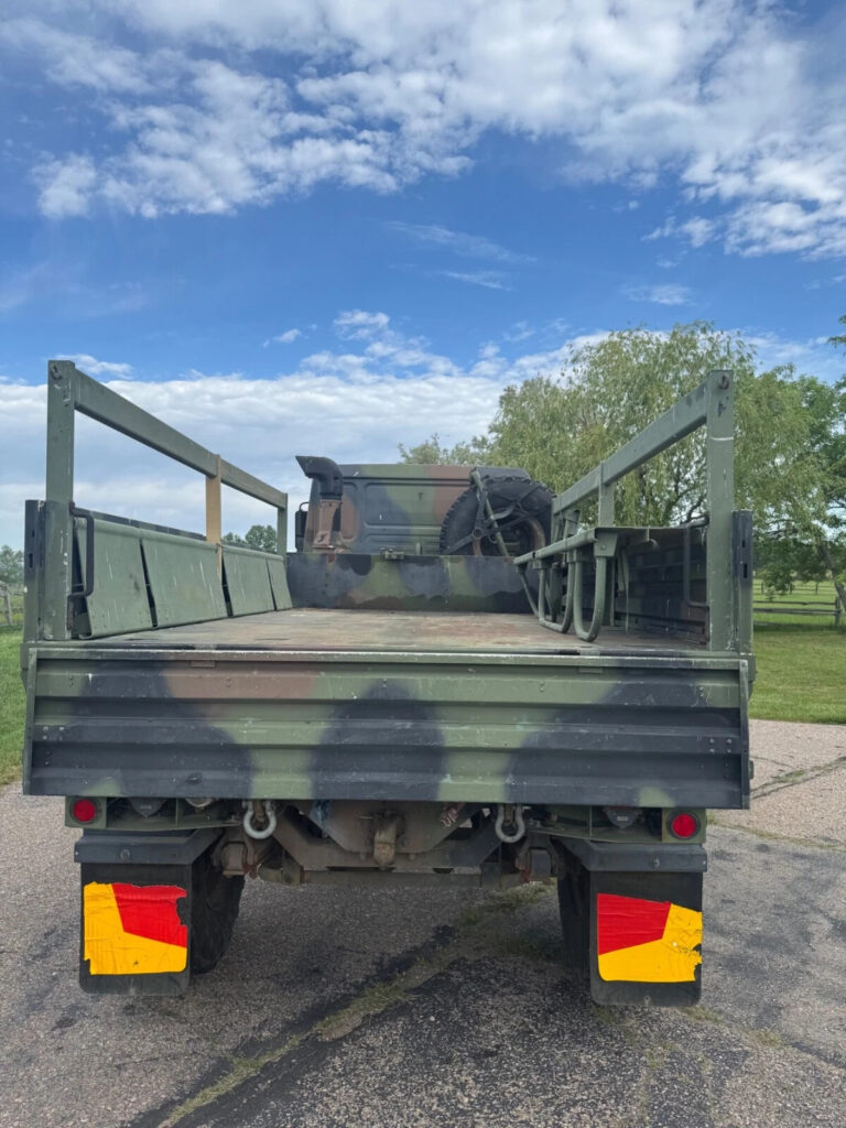 Stewart & Stevenson M1078