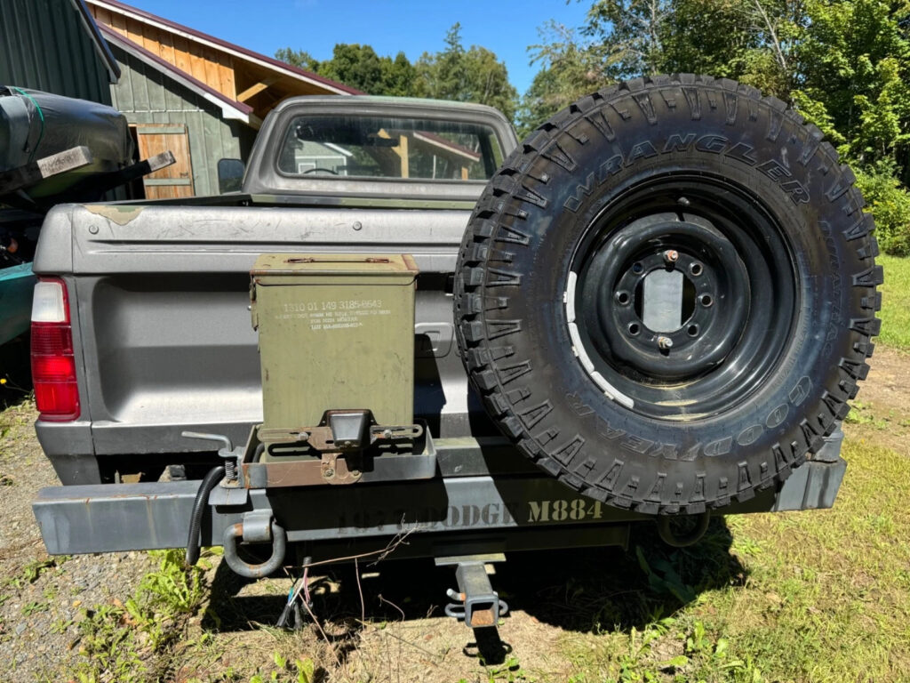 1977 Dodge M884 Military Truck