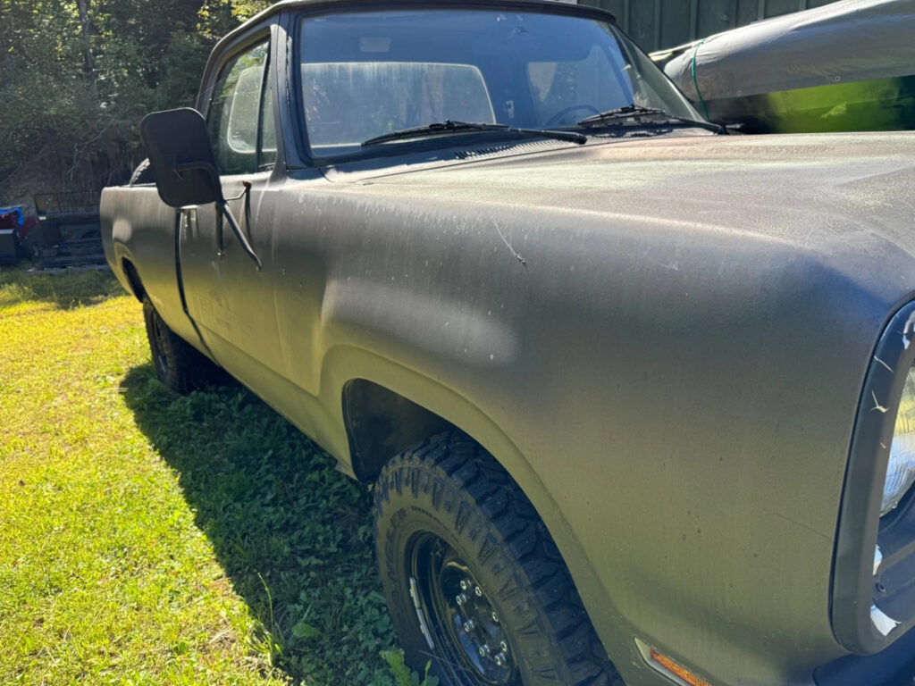 1977 Dodge M884 Military Truck