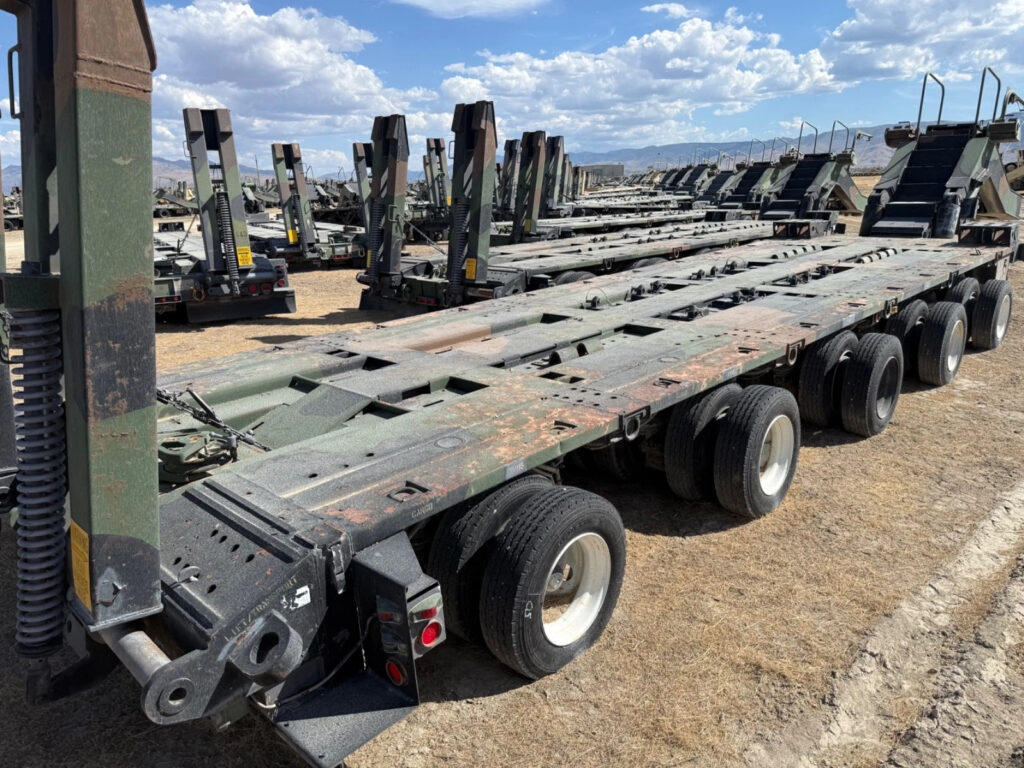 M1000 Trailer Heavy Haul Oshkosh M1070 Off Road RGN Low Bed Boy Military