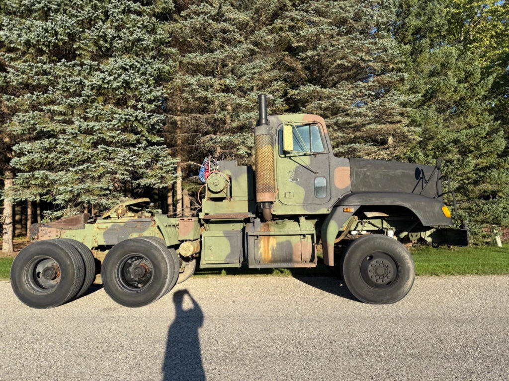 1992 Freightliner M916a1 6×6 Semi Tractor Military Truck