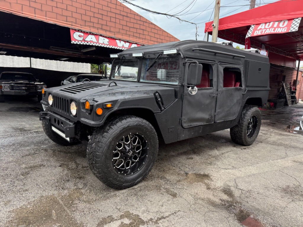 1994 Humvee 4×4 6.5l Diesel with many Upgrades Street Legal on road Title !