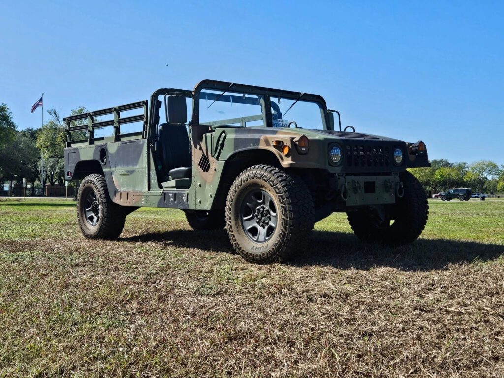 Humvee Military Vehicle M1123 Am General Truck Body Hmmwv 2010