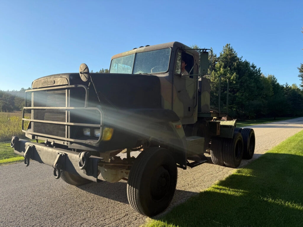 1992 Freightliner M916a1 6×6 Semi Tractor Military Truck