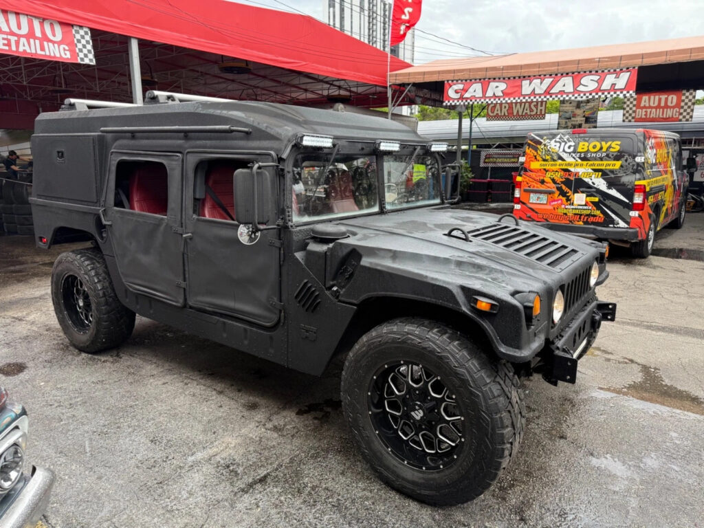 1994 Humvee 4×4 6.5l Diesel with many Upgrades Street Legal on road Title !