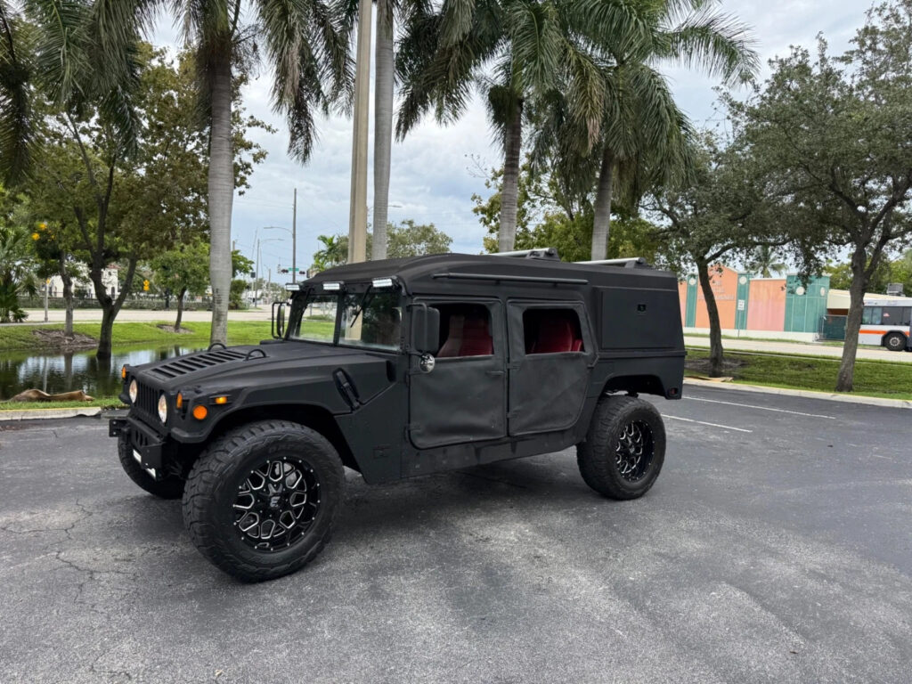 1994 Humvee 4×4 6.5l Diesel with many Upgrades Street Legal on road Title !