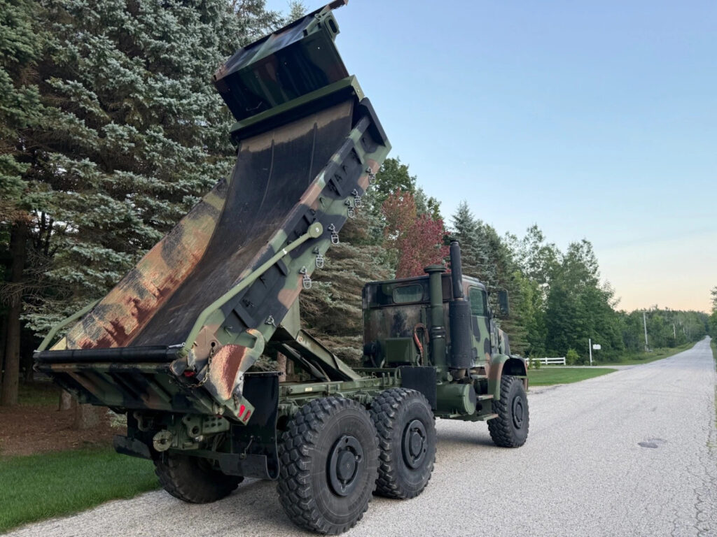 2005 Oshkosh MTVR MK29 6×6 Dump Truck Military off road Diesel