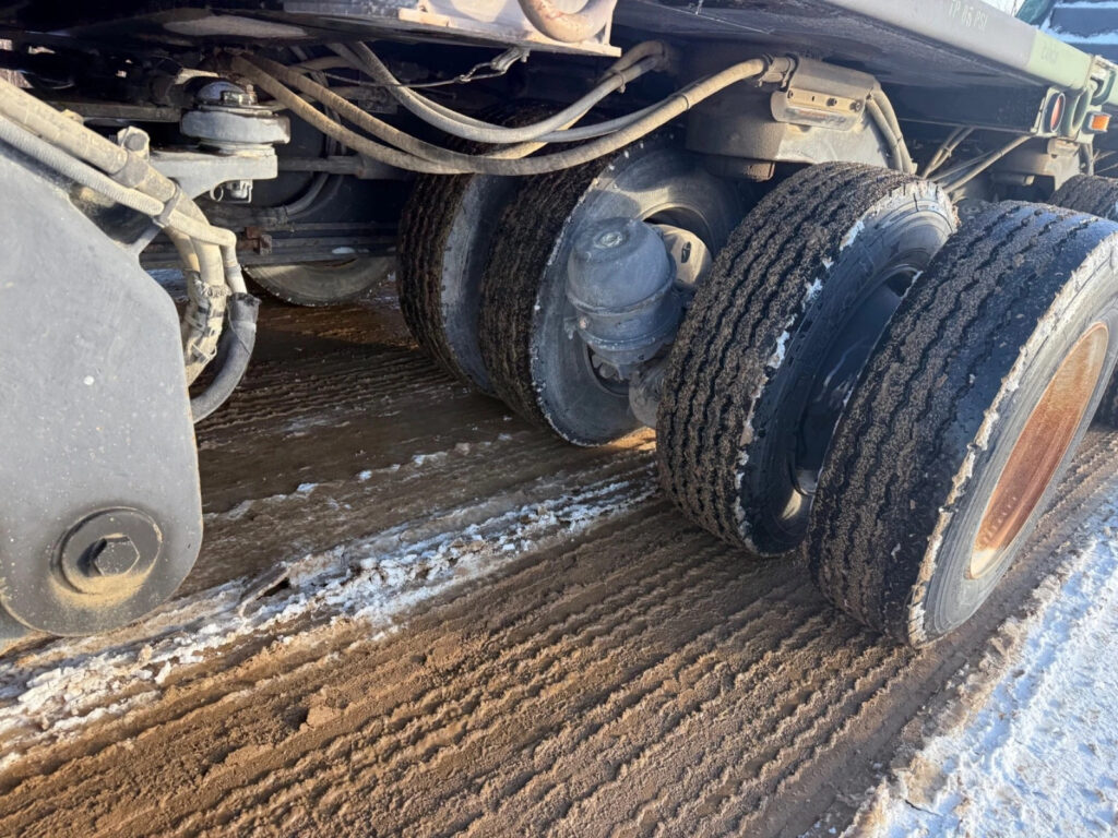 2006 Oshkosh M1070 HET 8×8 With M1000 Off Road Heavy Haul Trailer Diesel