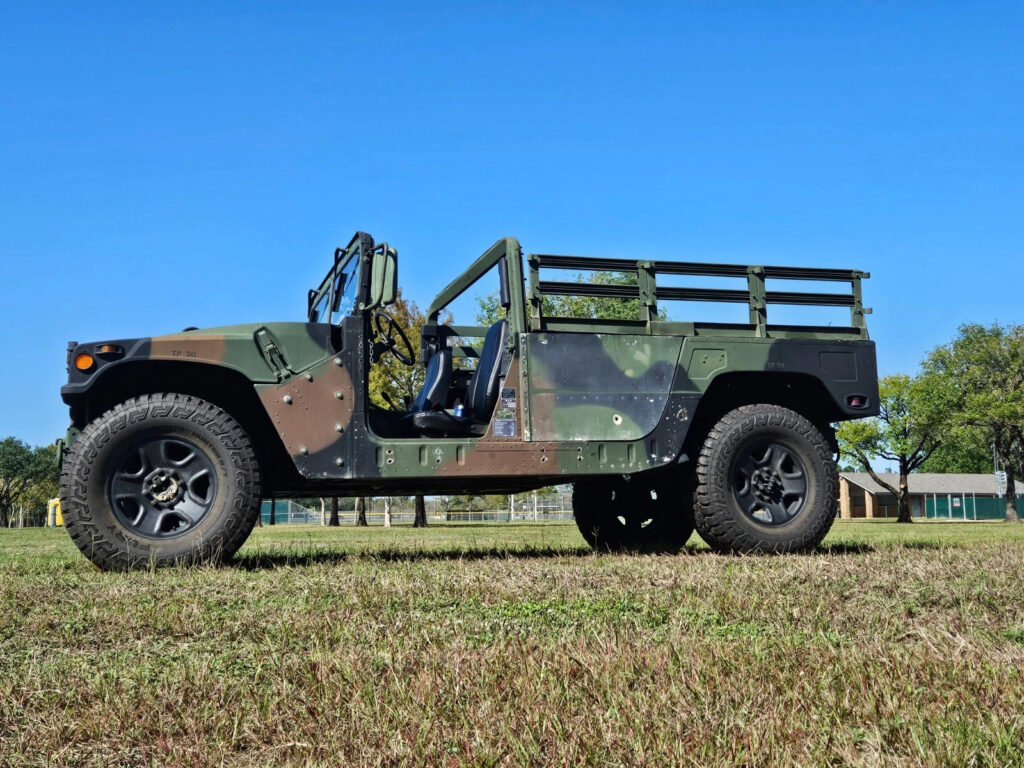 Humvee Military Vehicle M1123 Am General Truck Body Hmmwv 2010
