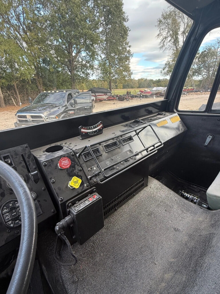 Stewart & Stevenson M-1079 with Factory Winch and 4 new Tires