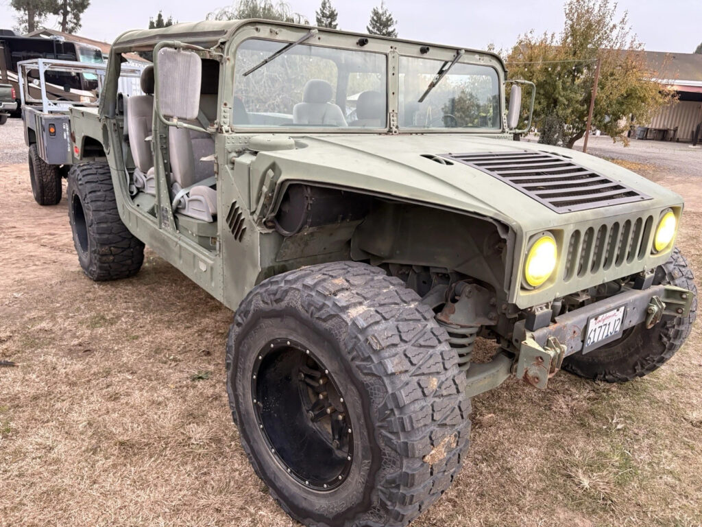 1985 Am General Humvee Truck