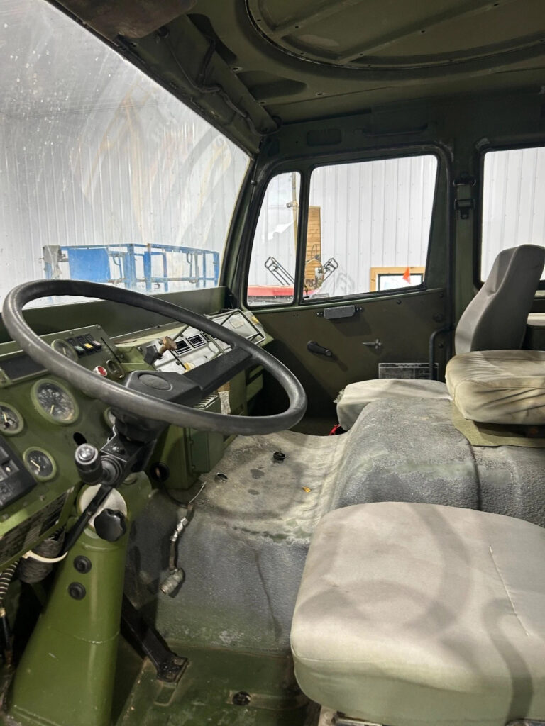 1998 Stewart and Stevenson M1079 Van Body Truck 4×4 CAT Diesel Engine. Low Miles