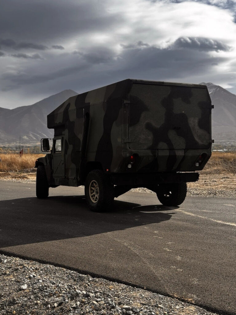 2000 AGM ARMY Ambulance Humvee