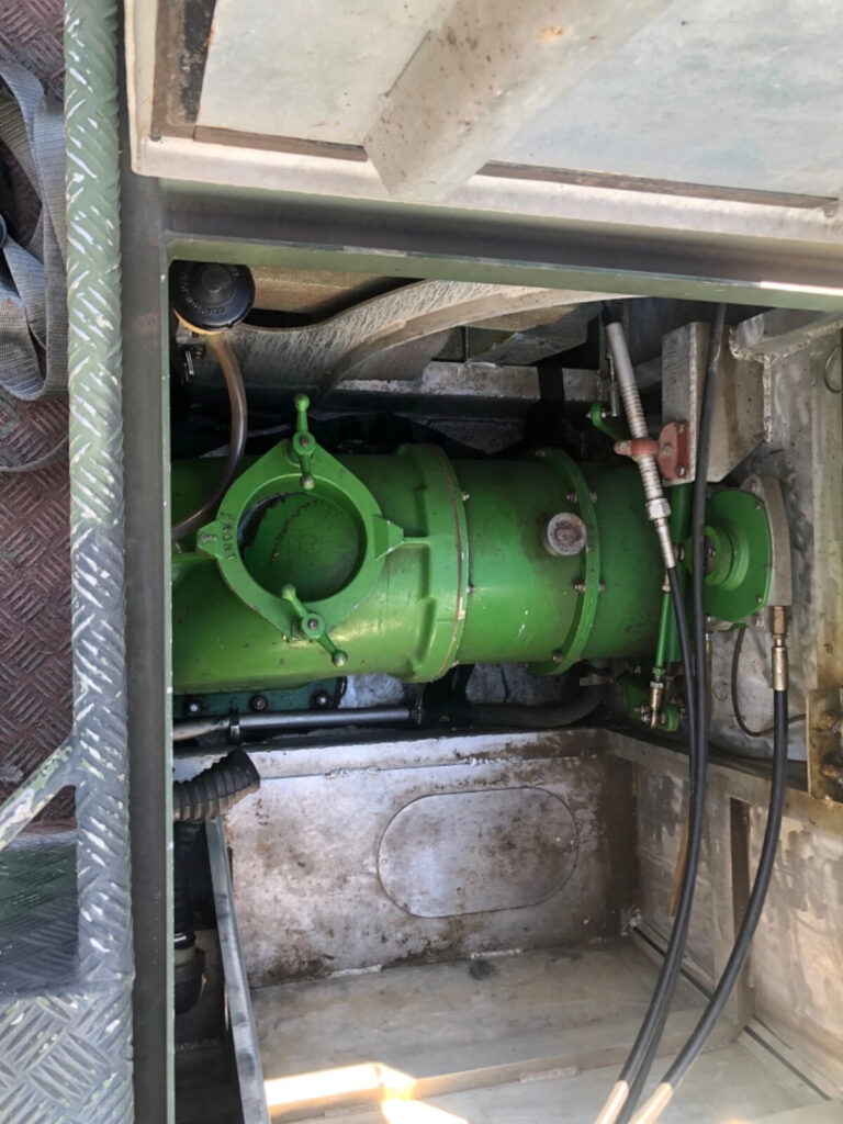 American Work Boat Sabre Jet & Cummins Diesels New!!