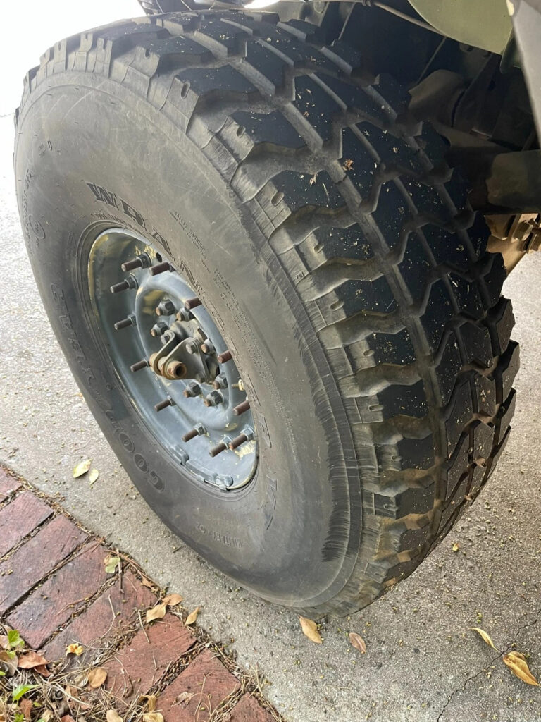 Hmmwv, Humvee 6.2L  M998 2 Seater Pick up Truck