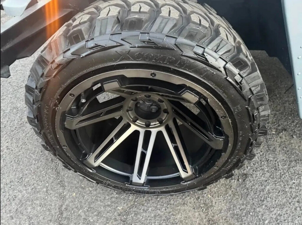 Hummer / Humvee M998