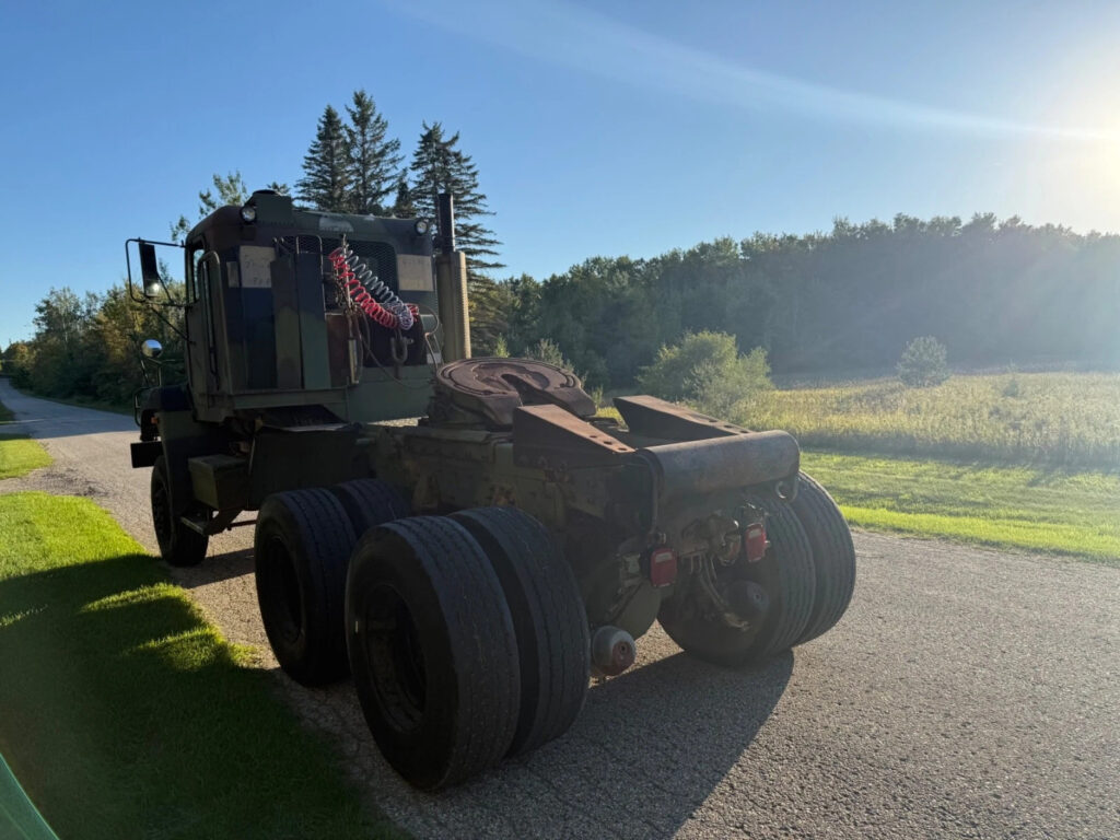 1992 Freightliner M916a1 6×6 Semi Tractor Military Truck