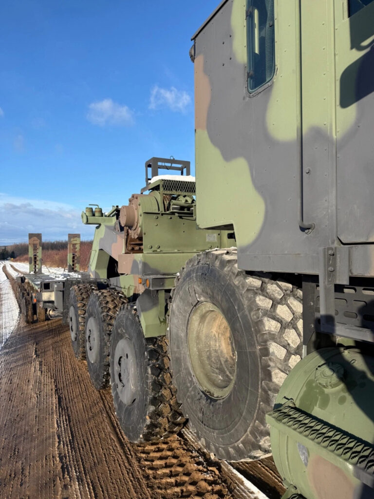 2006 Oshkosh M1070 HET 8×8 With M1000 Off Road Heavy Haul Trailer Diesel