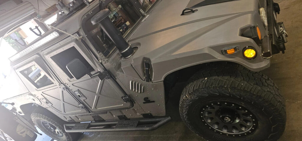 M1025a1 Hummer with 12 Valve and ToNS of mods