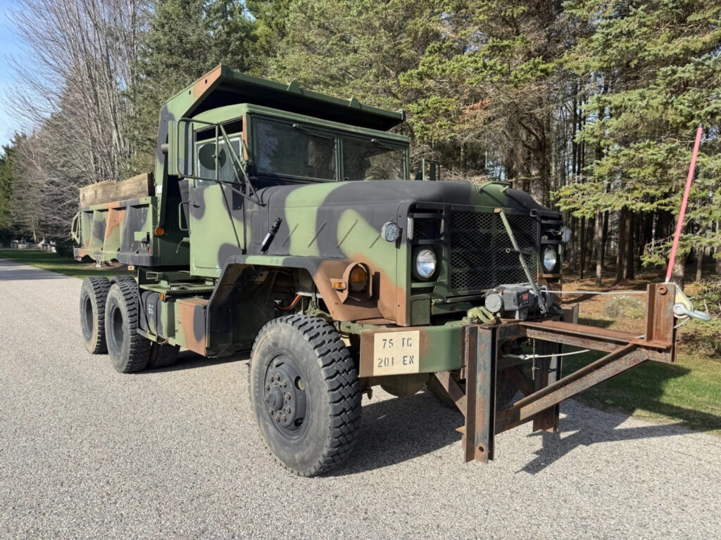 2010 Am General M929 6×6 Dump Truck Military off road