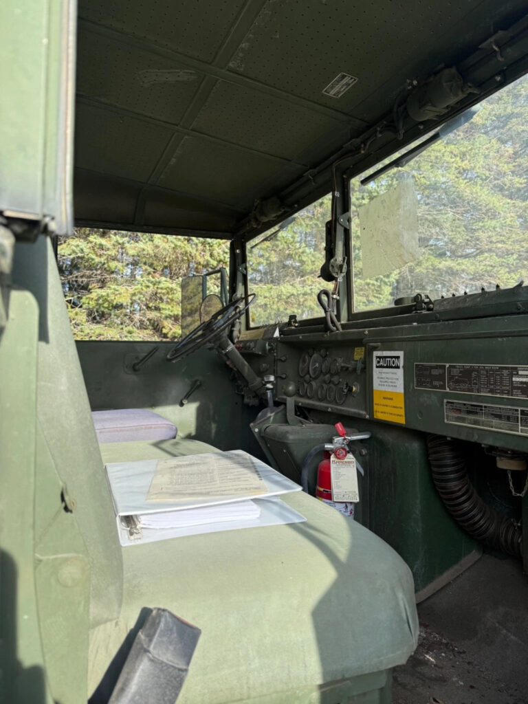 2010 Am General M929 6×6 Dump Truck Military off road