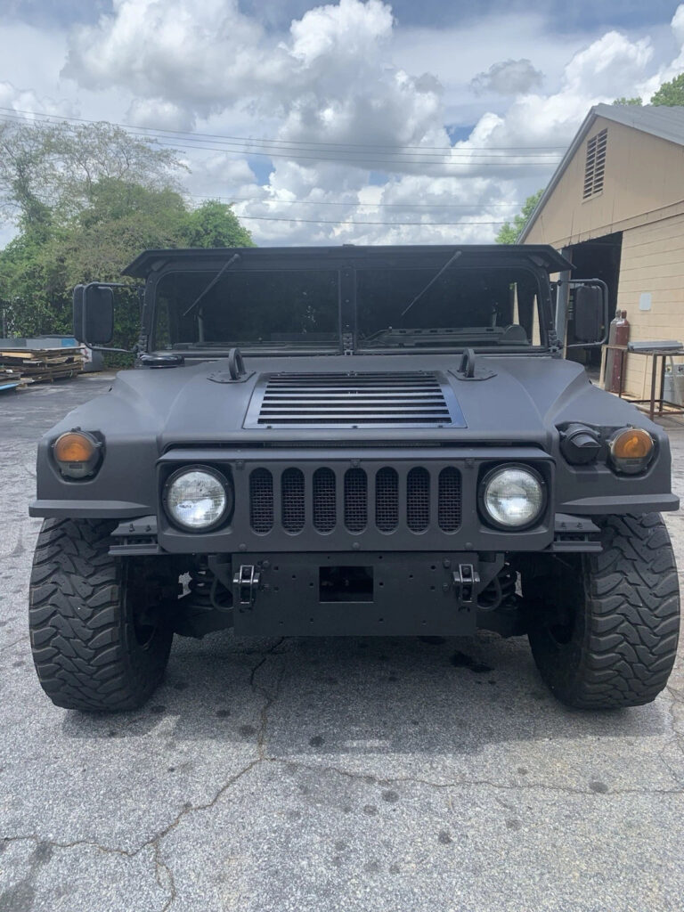 2010 Military M1165 Hummwv with Rhino Rims