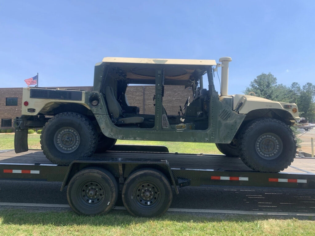 2010 Military M1165 Hummwv with Rhino Rims