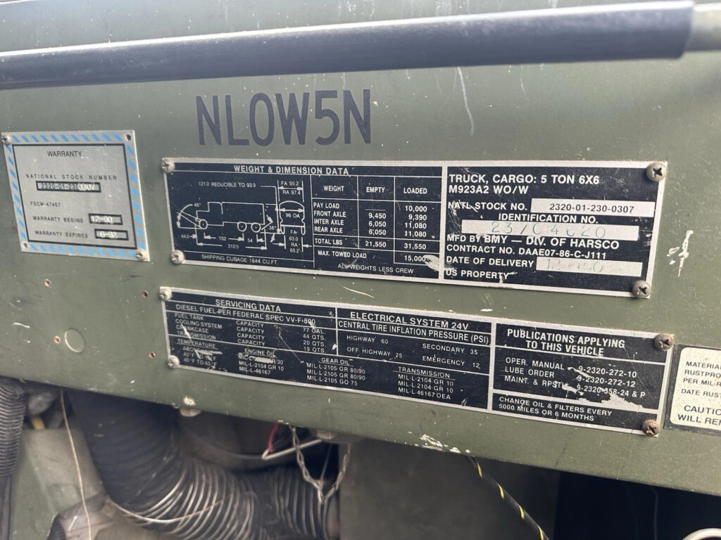 Am General Military Vehicle 6X6 Truck —m923a