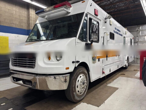 Mobile Command Center 7,000 Miles Emergency Response, FIRE Rescue, Swat, Police for sale
