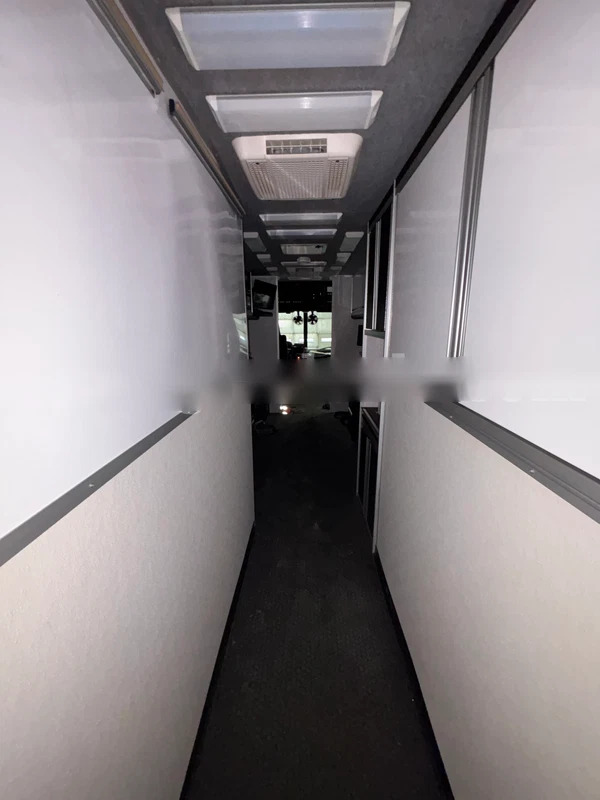 Mobile Command Center 7,000 Miles Emergency Response, FIRE Rescue, Swat, Police