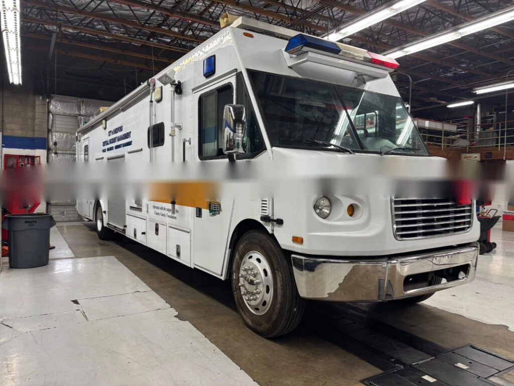 Mobile Command Center 7,000 Miles Emergency Response, FIRE Rescue, Swat, Police
