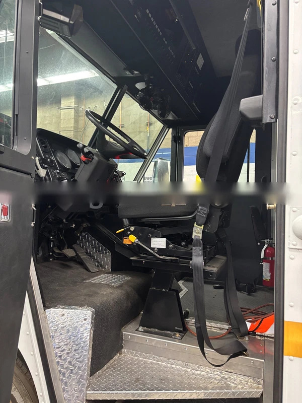 Mobile Command Center 7,000 Miles Emergency Response, FIRE Rescue, Swat, Police