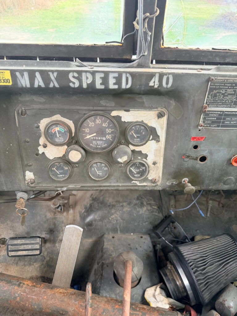 1951 US Military Cargo Truck 6 Wheel Drive Army Duce
