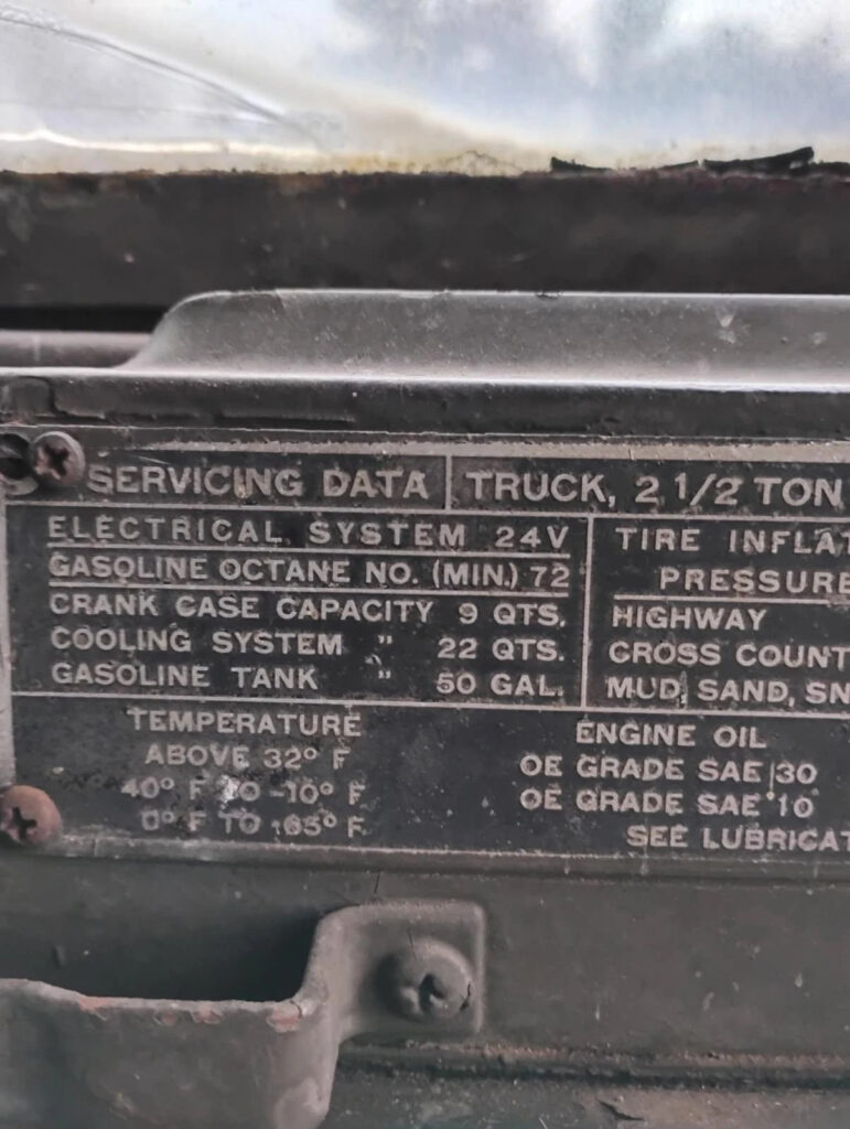 1951 US Military Cargo Truck 6 Wheel Drive Army Duce