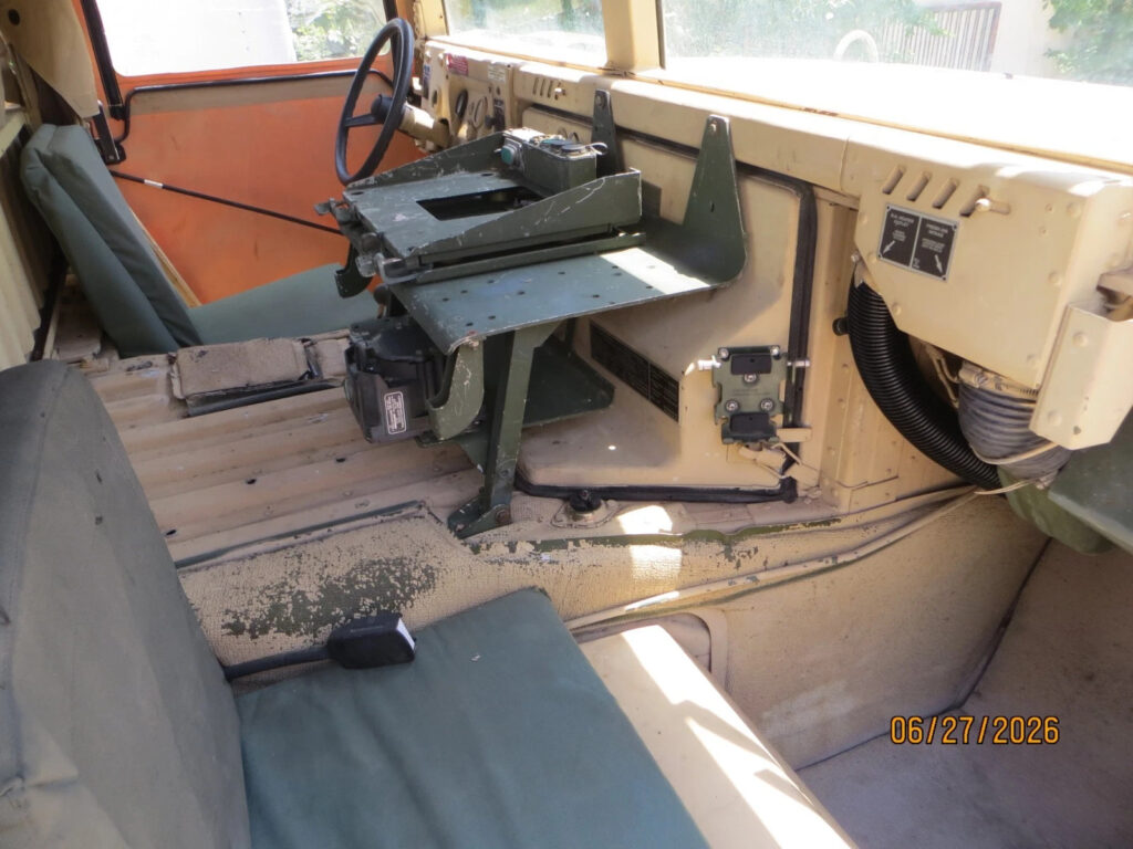 2006 Hmmwv Military Hummer M1097r1 with 2 door Truck, good Title, very nice