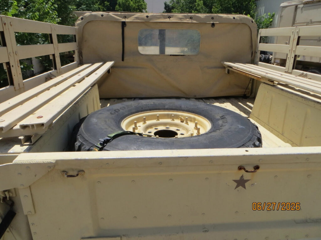 2006 Hmmwv Military Hummer M1097r1 with 2 door Truck, good Title, very nice