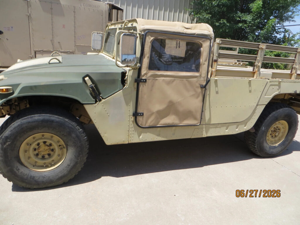2006 Hmmwv Military Hummer M1097r1 with 2 door Truck, good Title, very nice